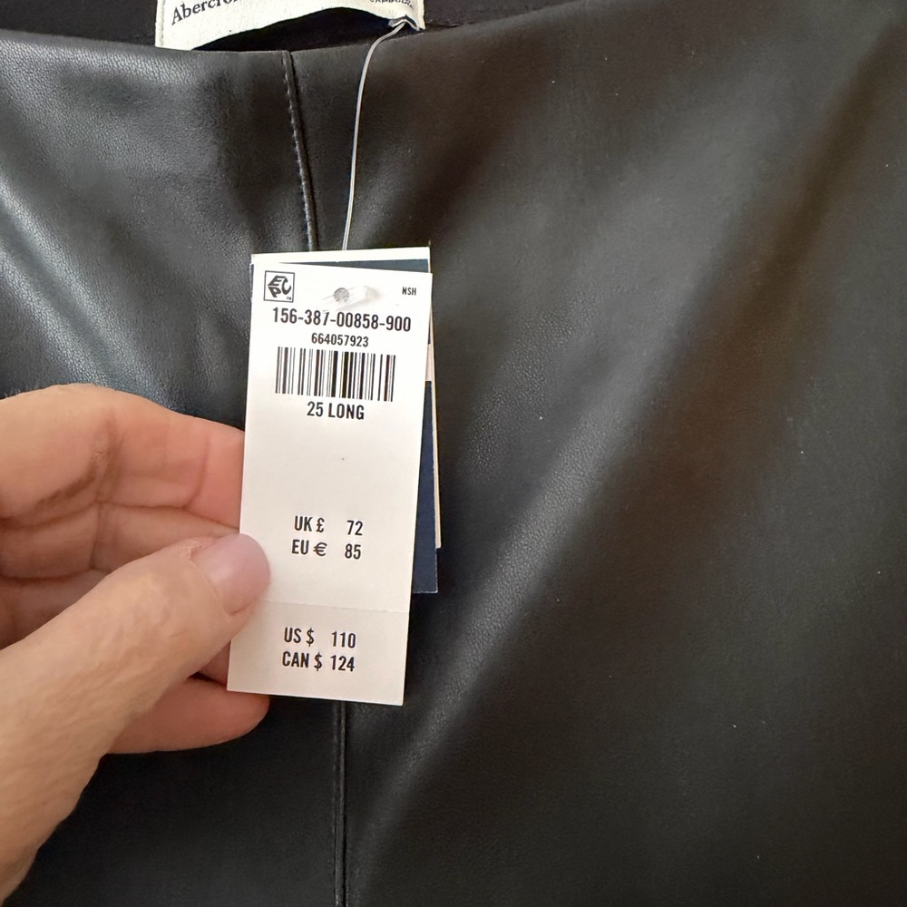NWT Abercrombie & Fitch Black Faux Leather Pants - Picture 2 of 8